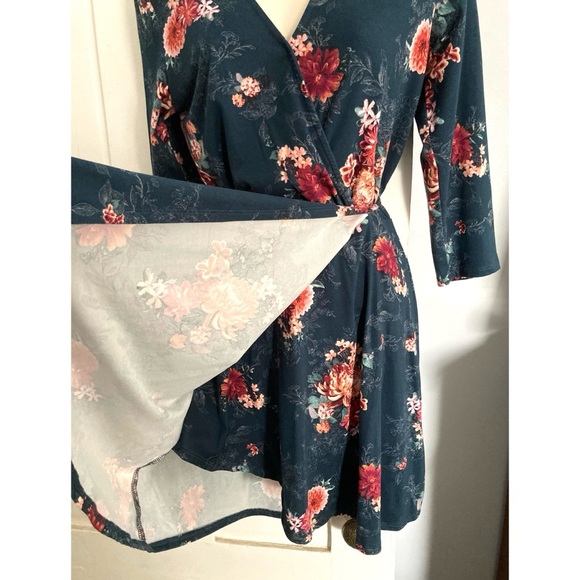 💐3/$12 Floral Knit Wrap Style Dress 3/4 Sleeves Tie Waist - Picture 11 of 15